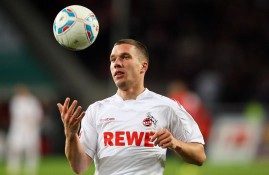 多米体育投注-阿扎伦卡赛事官方发布赛况扑朔迷离新规，阿森纳争议不断！